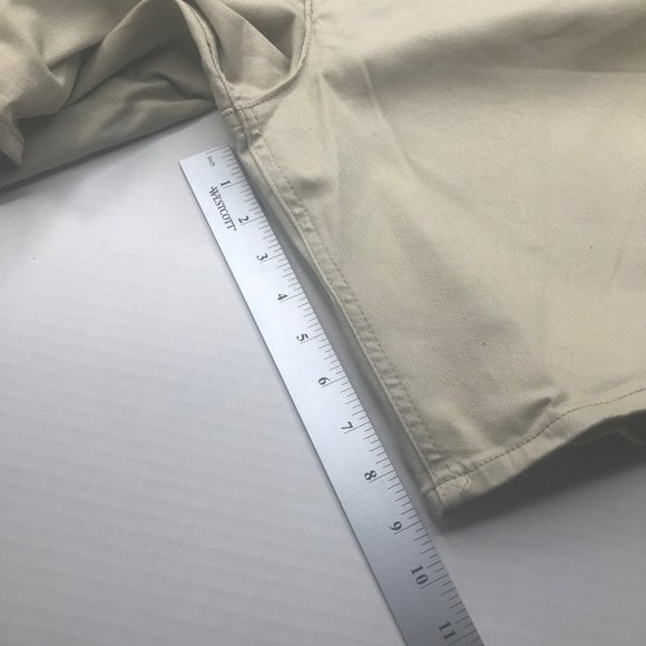 Lee Women's 22M Midrise Bermuda Regular Fit Pioneer Beige Short New With Tags - Picture 9 of 12